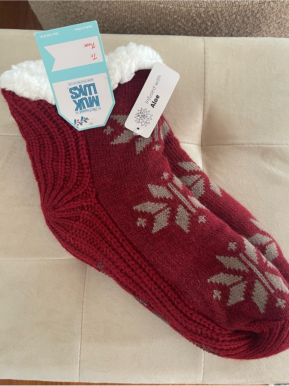 Muk Luks Red Knit Snowflake Slipper Socks with Cream Sherpa Cuff